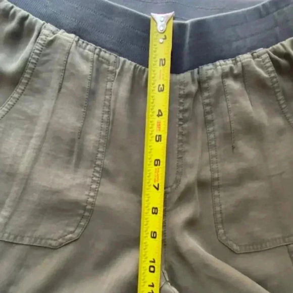 Soft Surroundings Neelandra Pull-on Pants Green Olive Size S - Picture 10 of 14
